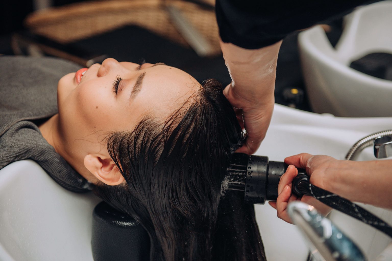 6 Ways To Deal With Sensitive Scalp
